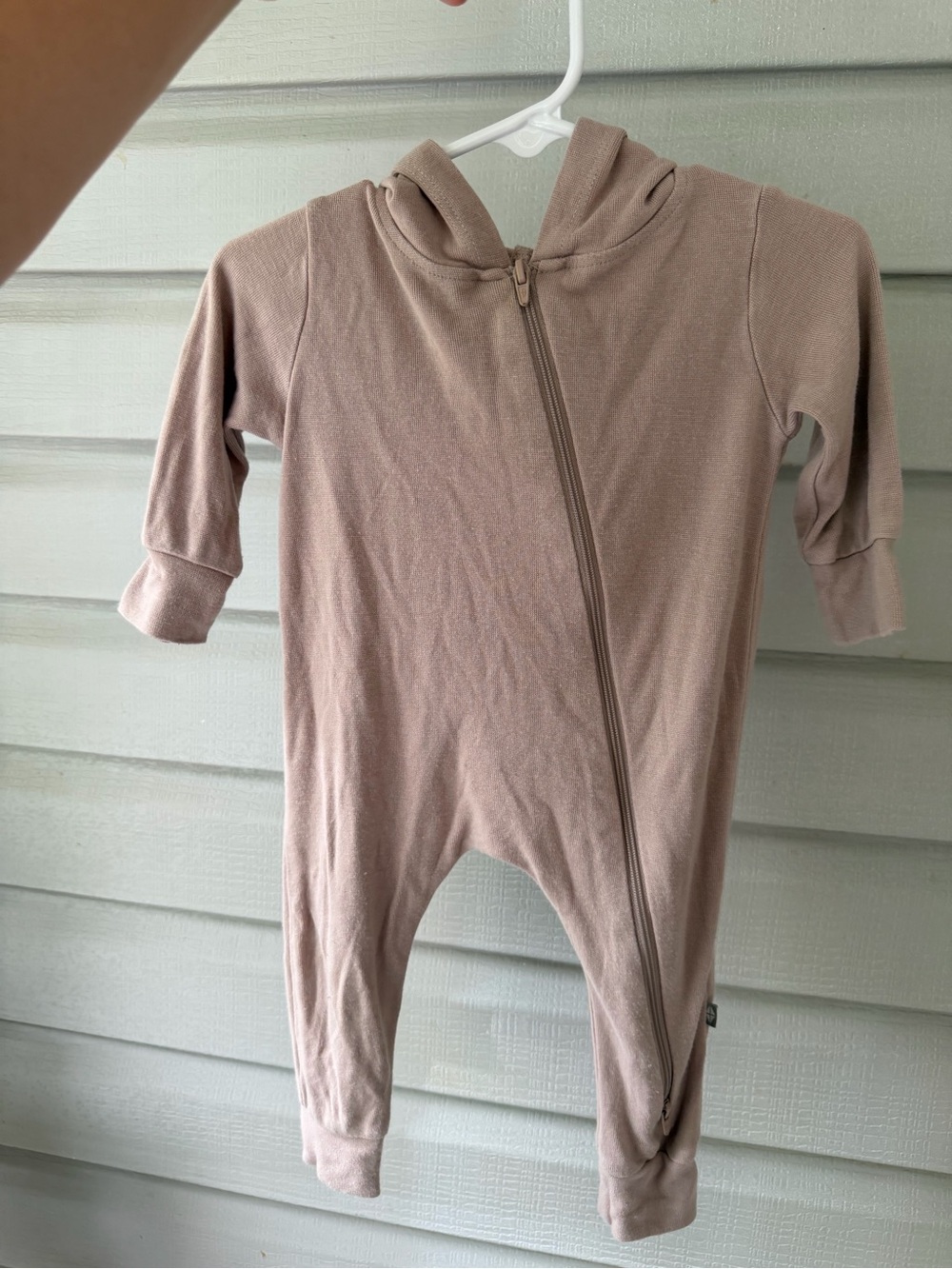 Kyte BABY Mauve Zip-Front Hooded One-Piece Footie